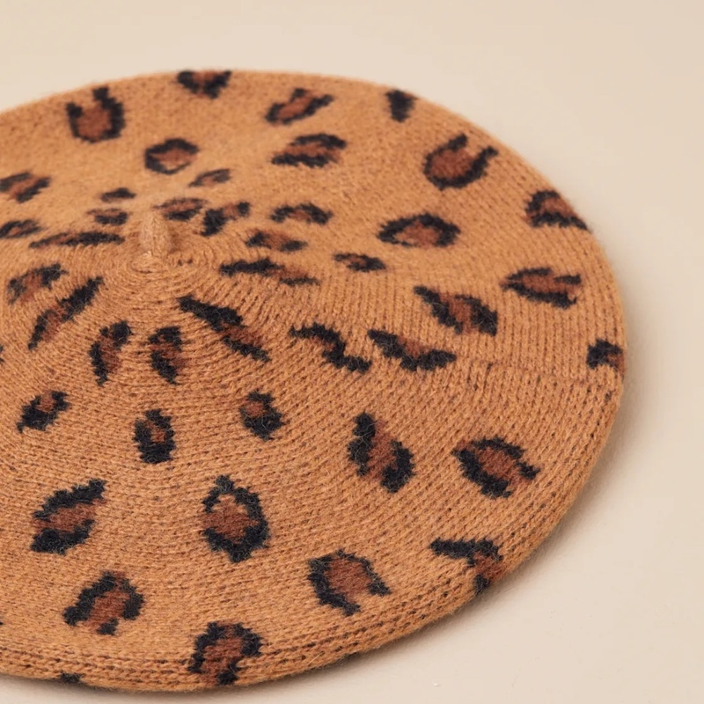 NWT Free People San Diego Hat 100% Wool Leopard Print Beret - Picture 6 of 6
